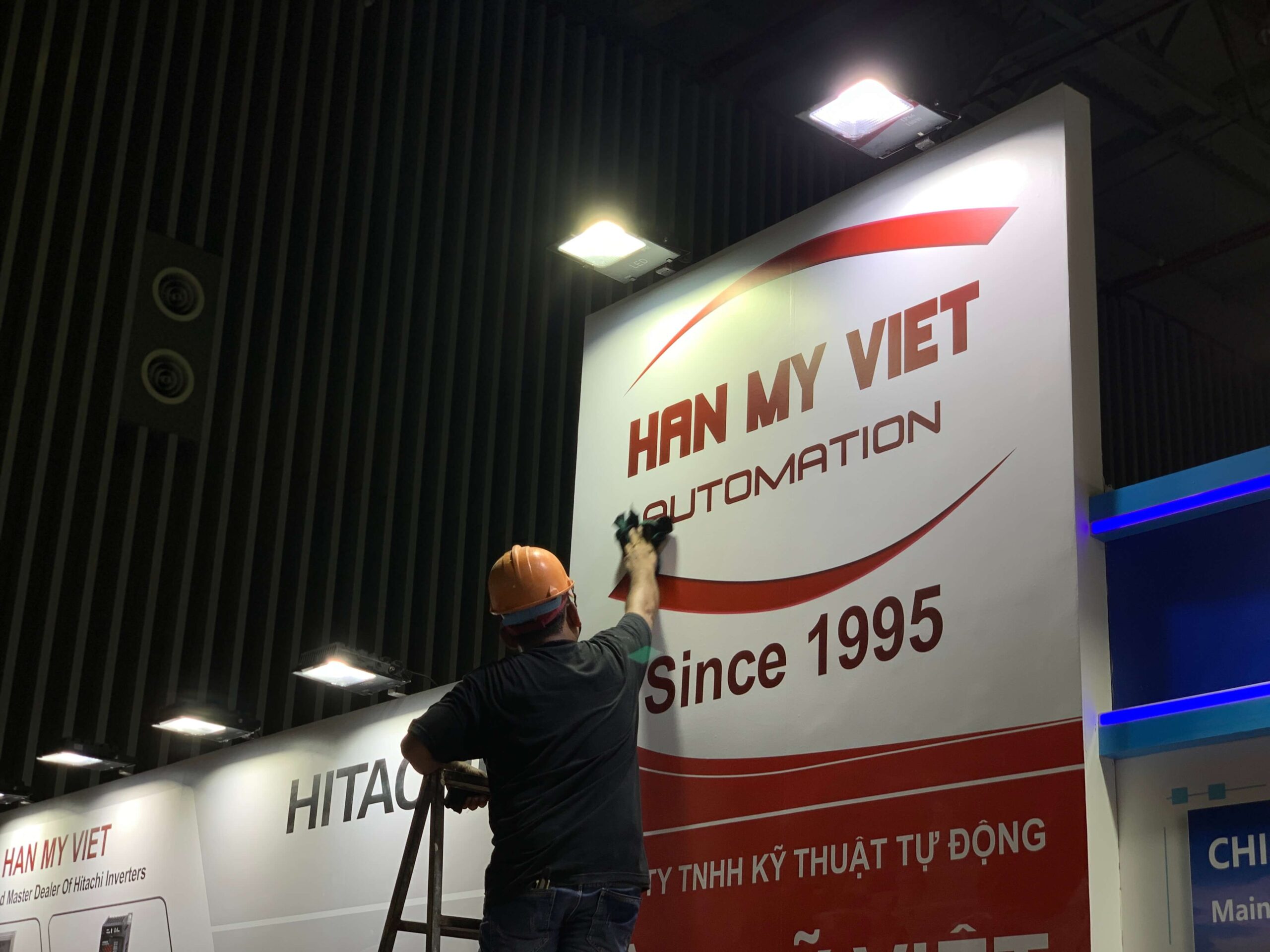 Thi công Logo Hàn Mỹ Việt - By Inevorad